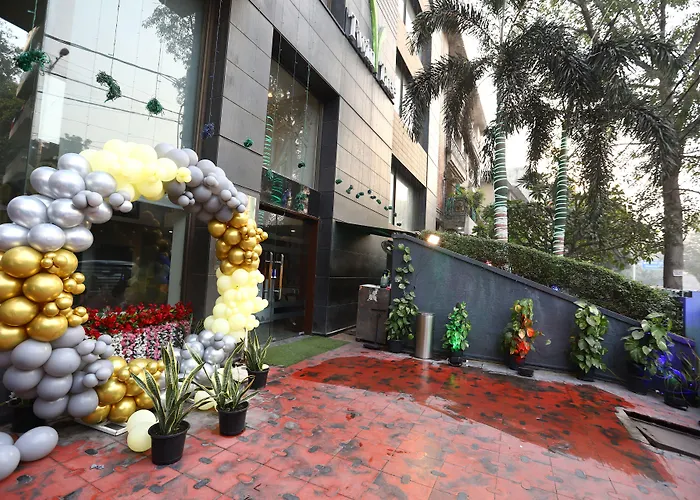 Treebo Twin Tree Hotel New Delhi